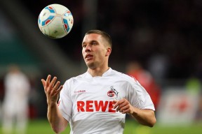 Kaiyun官方登录入口-凯尔特人在绝境中稳住阵脚，塔图姆连续得分帮助球队获胜！，凯尔特人塔图姆今日集锦