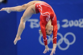 kaiyun体育综合-“英超关键一战：胜负关系冠军归属”，英超争冠2021